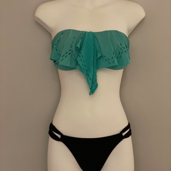 L Space Bikini - Picture 1 of 4